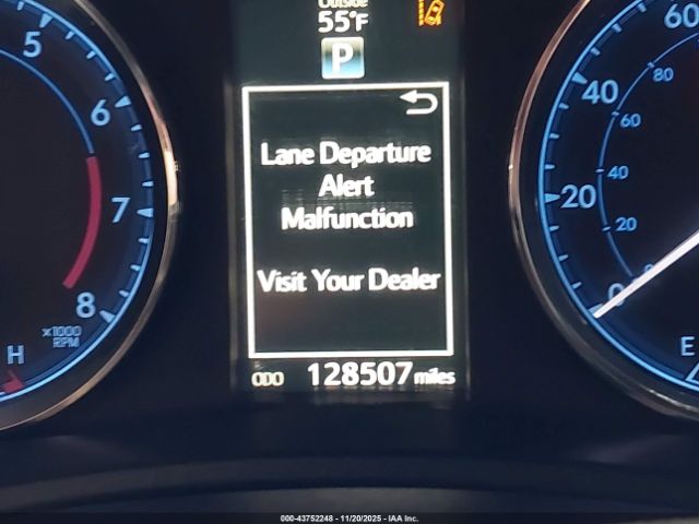 Toyota Corolla Se Image 13