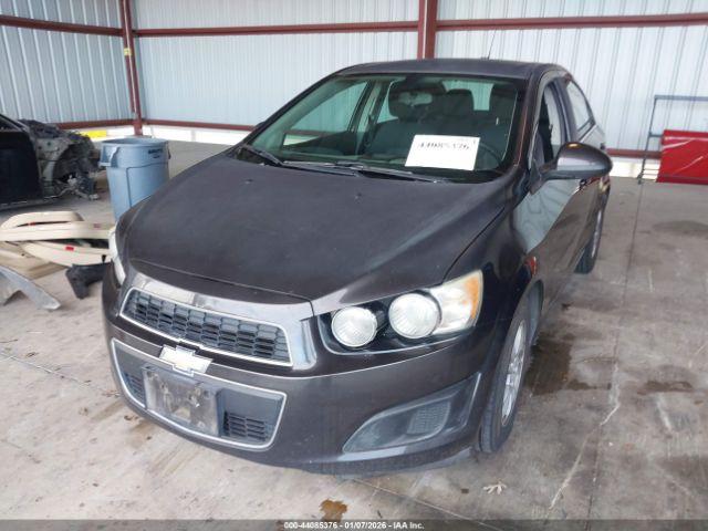 Chevrolet Sonic Lt Auto Image 11