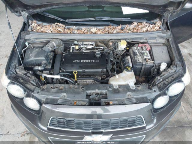 Chevrolet Sonic Lt Auto Image 10