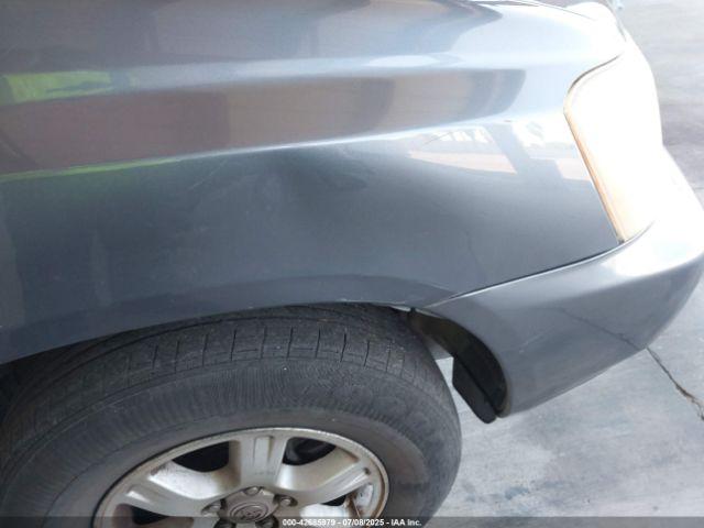 Toyota Highlander Image 4