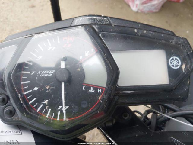 Yamaha Yzfr3 Image 11