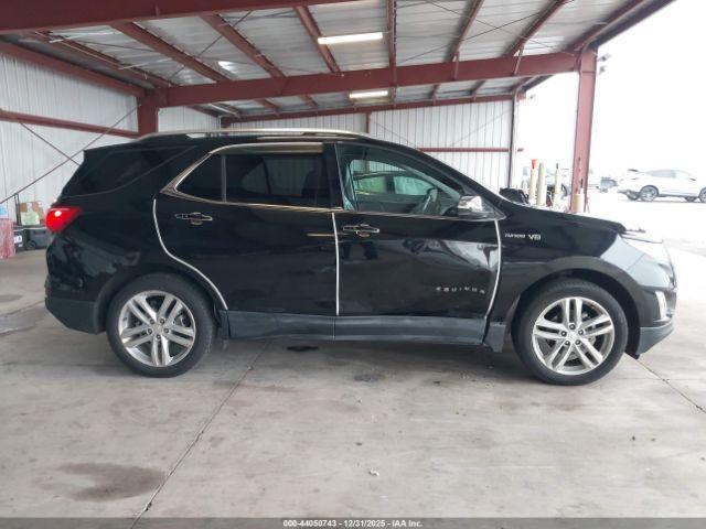 Chevrolet Equinox Premier Image 12