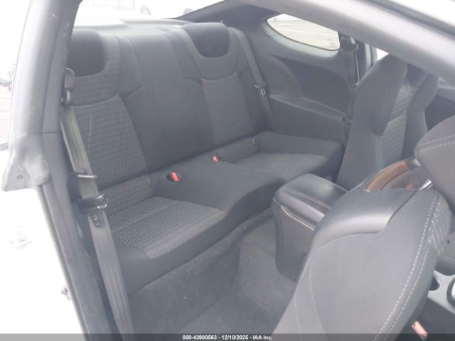 Hyundai Genesis 3.8 Base Image 5