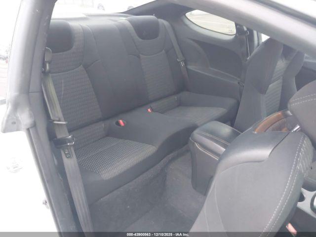 Hyundai Genesis 3.8 Base Image 5