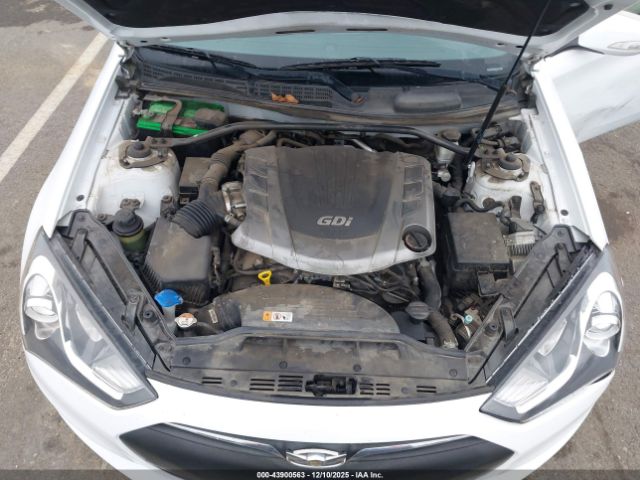 Hyundai Genesis 3.8 Base Image 7