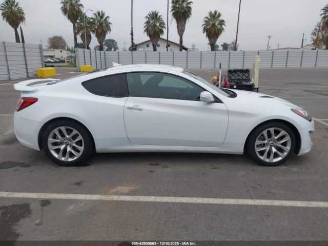 Hyundai Genesis 3.8 Base Image 12