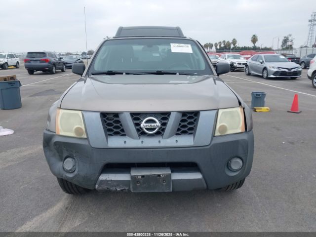 Nissan Xterra X Image 9