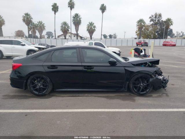 Honda Civic Sport Image 9