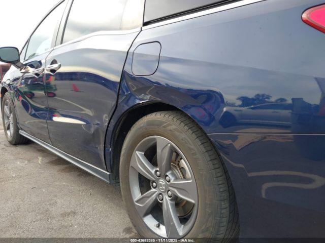 Honda Odyssey Ex Image 13