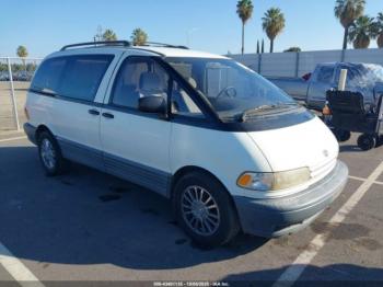  Salvage Toyota Previa