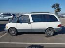 Toyota Previa Image 2