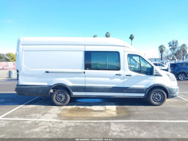 Ford Transit Image 2