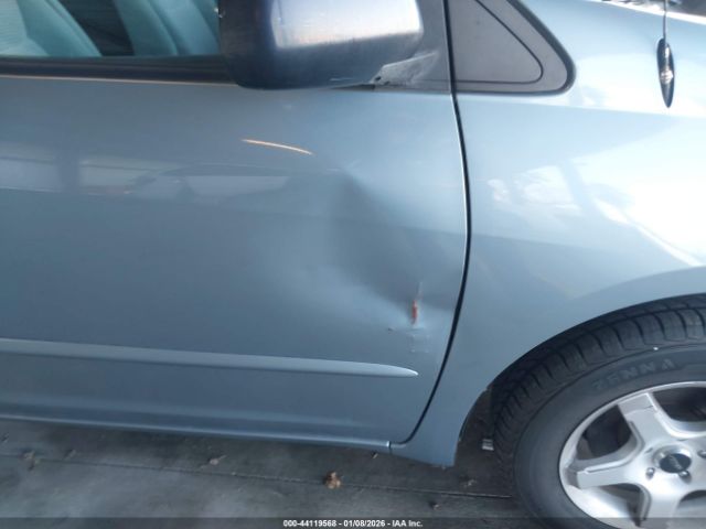 Toyota Sienna Le Image 5