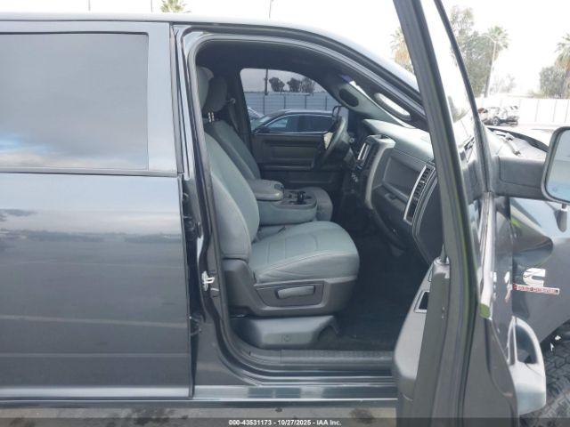 Ram 2500 Tradesman Image 5