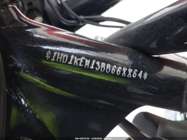 Harley-Davidson Flhtk Image 6