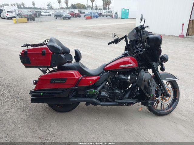 Harley-Davidson Flhtk Image 11