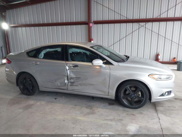 Ford Fusion Se Image 11