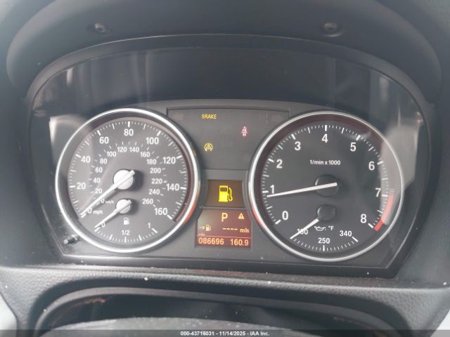 BMW 3 Series Image 12