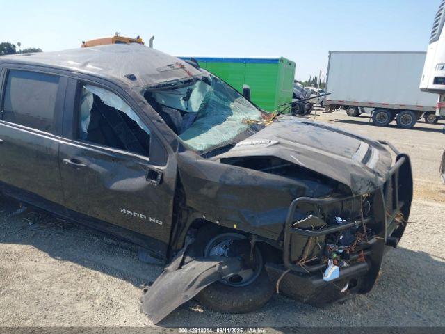 Chevrolet Silverado 3500 4wd  Long Bed Lt Image 4